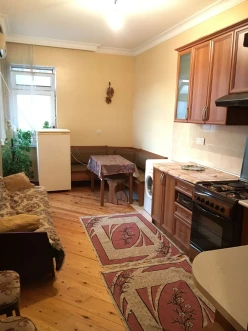 İcarə yeni tikili 2 otaqlı 85 m²,  İnşaatçılar m.-5