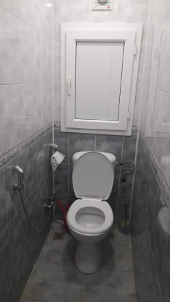 Satılır köhnə tikili 3 otaqlı 64 m², Qaraçuxur q.-10