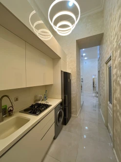 Satılır yeni tikili 2 otaqlı 48 m², 28 May m.-4