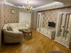 İcarə yeni tikili 2 otaqlı 90 m², Nərimanov r.