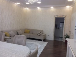 Satılır ev/villa 5 otaqlı 200 m², Badamdar q.-5