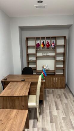 İcarə ofis 1 otaqlı 25 m²,  Elmlər Akademiyası m.-2