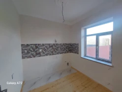 Satılır ev/villa 3 otaqlı 1.8 m², Binə q.-10