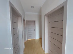 Satılır ev/villa 3 otaqlı 1.8 m², Binə q.-8