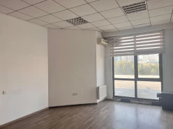 İcarə ofis 1 otaqlı 30 m², 28 May m.-4