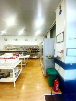 Satılır obyekt 101 m²,  Həzi Aslanov m.-7