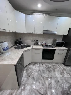 Satılır köhnə tikili 2 otaqlı 52 m²,  Zığ-6
