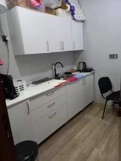 Satılır obyekt 65 m²,  Həzi Aslanov m.-5