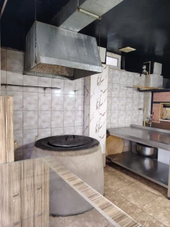 Satılır obyekt 25 m²,  Memar Əcəmi m.-8