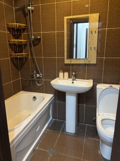 İcarə yeni tikili 1 otaqlı 40 m²,  İnşaatçılar m.-4