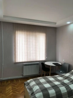 Satılır köhnə tikili 3 otaqlı 80 m², İnşaatçılar m.-5