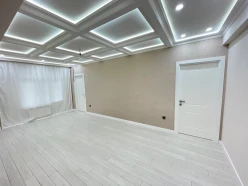 Satılır yeni tikili 3 otaqlı 72 m², Gənclik m.-3 Satılır yeni tikili 3 otaqlı 72 m², Gənclik m.-3