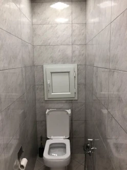 Satılır köhnə tikili 3 otaqlı 80 m², İnşaatçılar m.-9