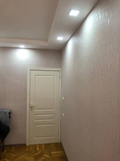 Satılır köhnə tikili 3 otaqlı 80 m², İnşaatçılar m.-6