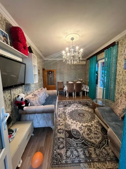 Satılır yeni tikili 2 otaqlı 40 m², İnşaatçılar m.-4