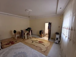 Satılır köhnə tikili 3 otaqlı 75 m²,  İnşaatçılar m.-8