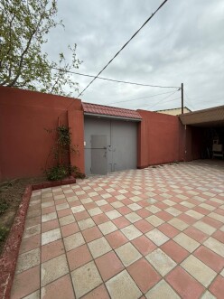 Satılır ev/villa 4 otaqlı 200 m²,  Azadlıq prospekti m.-13