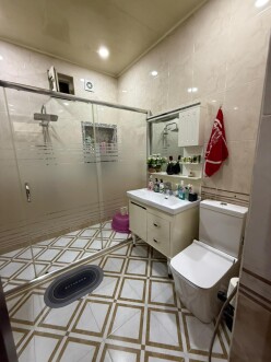 Satılır ev/villa 4 otaqlı 200 m²,  Azadlıq prospekti m.-5