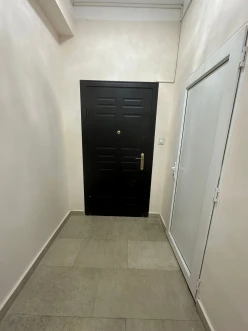 İcarə yeni tikili 4 otaqlı 110 m², İnşaatçılar m.-15