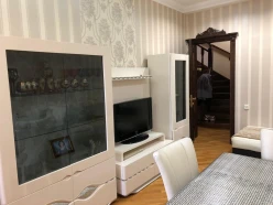 Satılır yeni tikili 5 otaqlı 255 m², Nizami r.-16