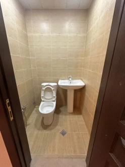 İcarə yeni tikili 4 otaqlı 110 m², İnşaatçılar m.-27