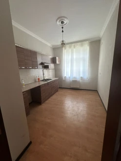 İcarə yeni tikili 4 otaqlı 110 m², İnşaatçılar m.-25