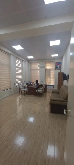 İcarə ofis 3 otaqlı 200 m², Nəriman Nərimanov m.-8