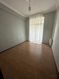 İcarə yeni tikili 4 otaqlı 110 m², İnşaatçılar m.-18