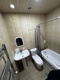 Satılır yeni tikili 2 otaqlı 60 m², İnşaatçılar m.-7 Satılır yeni tikili 2 otaqlı 60 m², İnşaatçılar m.-7