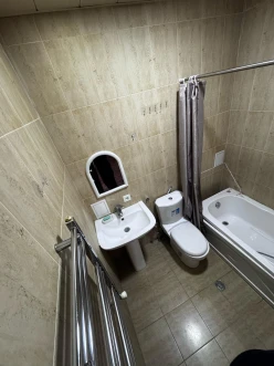 Satılır yeni tikili 2 otaqlı 60 m², İnşaatçılar m.-4 Satılır yeni tikili 2 otaqlı 60 m², İnşaatçılar m.-4