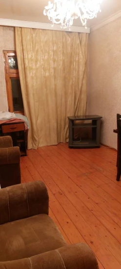 İcarə köhnə tikili 2 otaqlı 60 m², İnşaatçılar m.-15