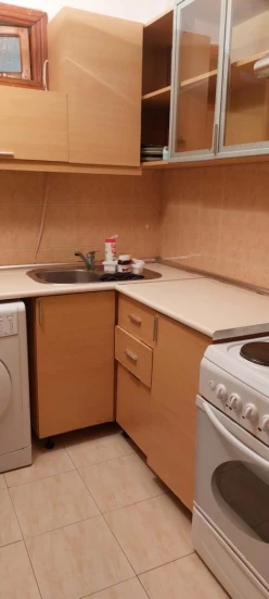 İcarə köhnə tikili 2 otaqlı 60 m², İnşaatçılar m.-10