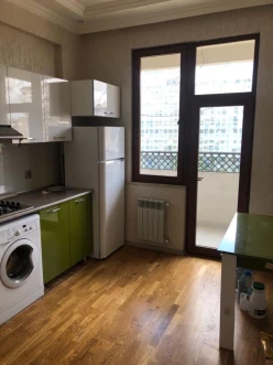 İcarə yeni tikili 1 otaqlı 50 m², Azadlıq prospekti m.-3