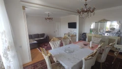 Satılır köhnə tikili 5 otaqlı 120 m², İnşaatçılar m.-18 Satılır köhnə tikili 5 otaqlı 120 m², İnşaatçılar m.-18