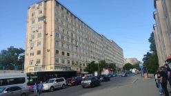 Satılır köhnə tikili 5 otaqlı 120 m², İnşaatçılar m.-9 Satılır köhnə tikili 5 otaqlı 120 m², İnşaatçılar m.-9