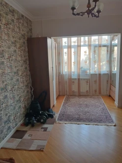 Satılır köhnə tikili 5 otaqlı 120 m², İnşaatçılar m.-2 Satılır köhnə tikili 5 otaqlı 120 m², İnşaatçılar m.-2