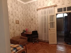 Satılır köhnə tikili 4 otaqlı 110 m²,  İçəri Şəhər m.-5