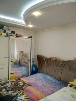 Satılır yeni tikili 2 otaqlı 50 m², İnşaatçılar m.-6