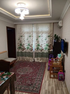 Satılır yeni tikili 2 otaqlı 50 m², İnşaatçılar m.-8