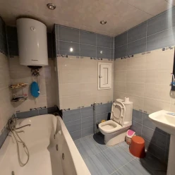 Satılır yeni tikili 2 otaqlı 86 m², İnşaatçılar m.-8