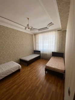 Satılır yeni tikili 3 otaqlı 89 m², İnşaatçılar m.-4