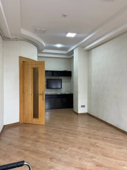 İcarə yeni tikili 4 otaqlı 90 m²,  28 May m.-5