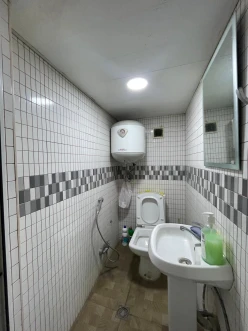 Satılır obyekt 52 m²,  Şah İsmayıl Xətai m.-9