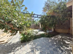 Satılır ev/villa 7 otaqlı 330 m²,  Azadlıq prospekti m.-21