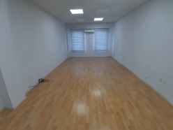 Satılır obyekt 2000 m²,  Nəsimi-9