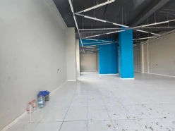 Satılır obyekt 155 m²,  Azadlıq prospekti m.-5