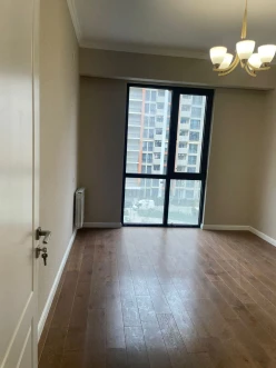 Satılır yeni tikili 3 otaqlı 85 m²,  İnşaatçılar m.-7