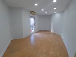 Satılır obyekt 2000 m²,  Nəsimi-8