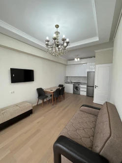 İcarə yeni tikili 2 otaqlı 55 m²,  İnşaatçılar m.-5