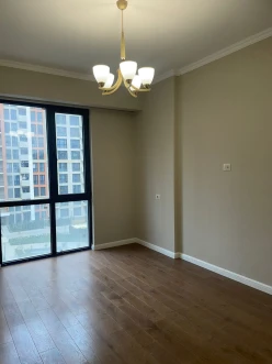 Satılır yeni tikili 3 otaqlı 85 m²,  İnşaatçılar m.-11